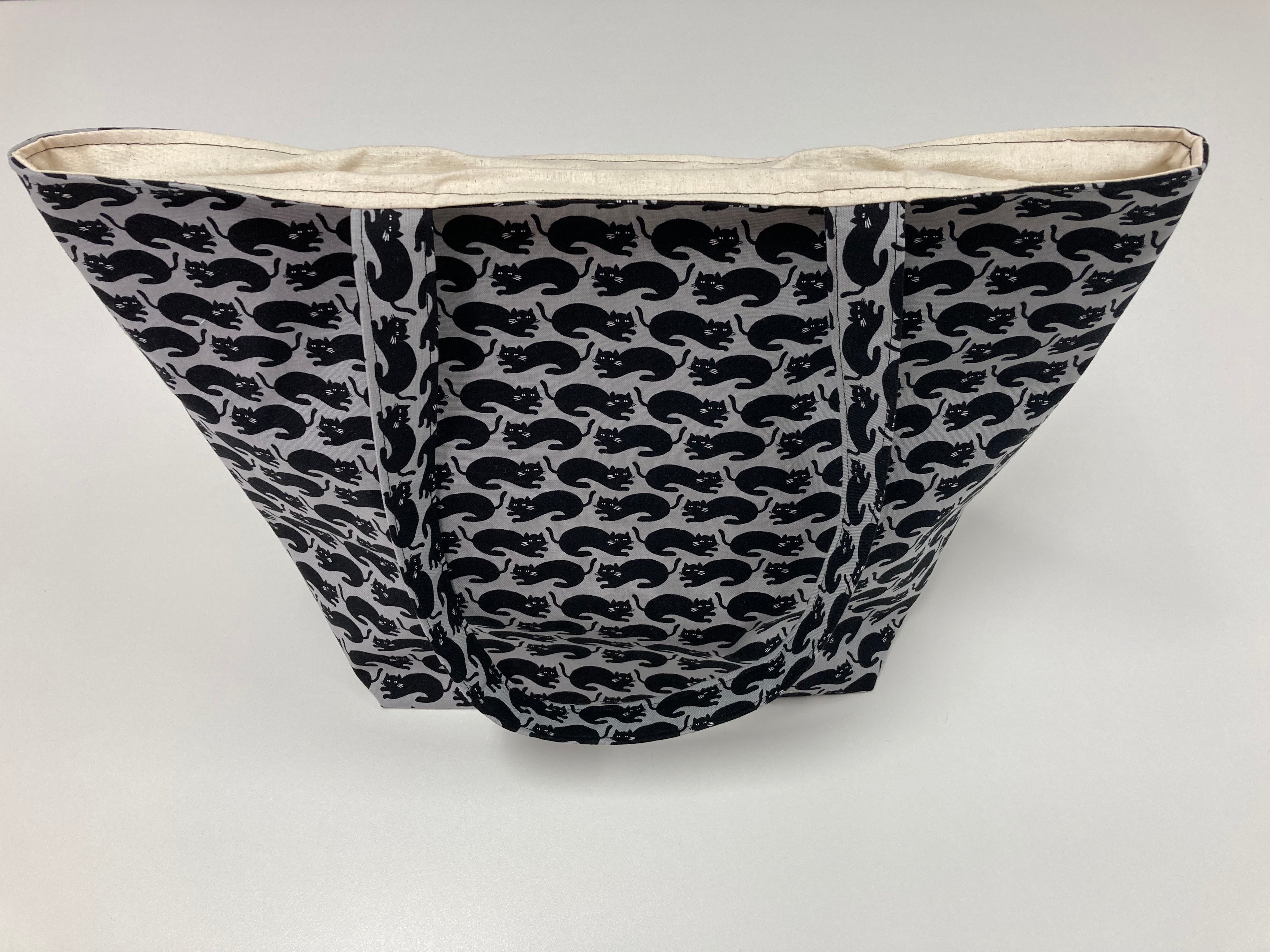 Large Tote Bag – Black Cats on Dark Grey
