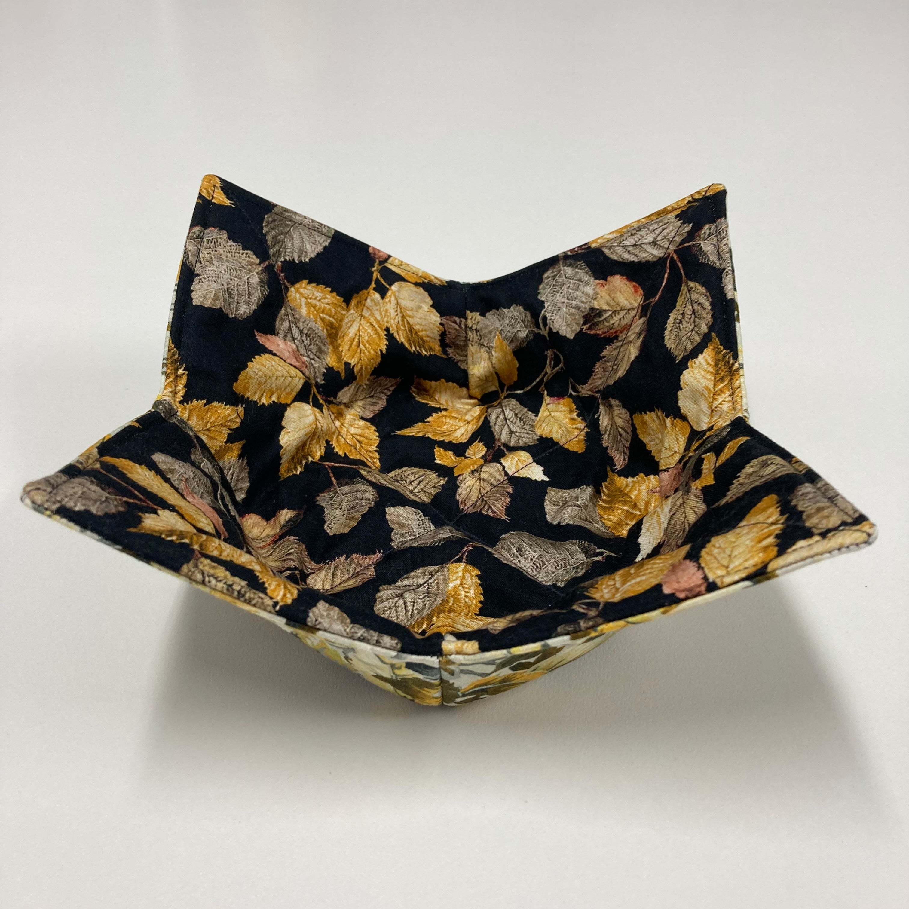 Soup Bowl Reversible Cozy – Autumn Leaves
