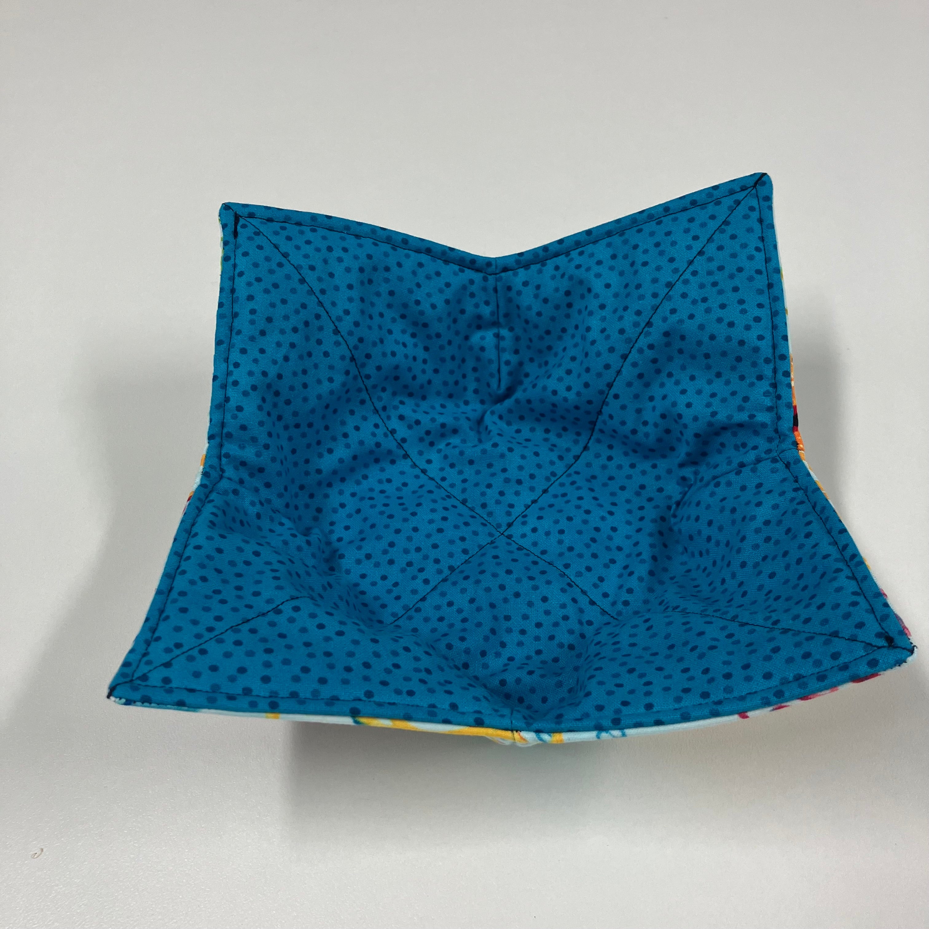Soup Bowl Reversible Cozy – Octopus and Spots