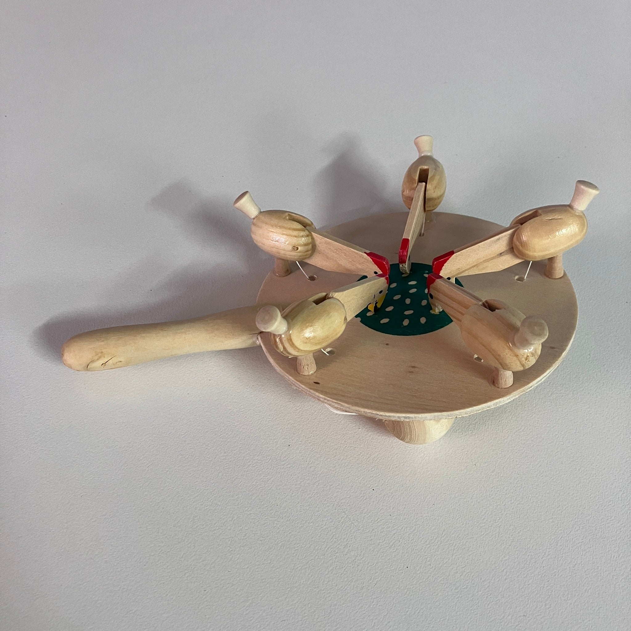 Wooden Pecking Hens Toy