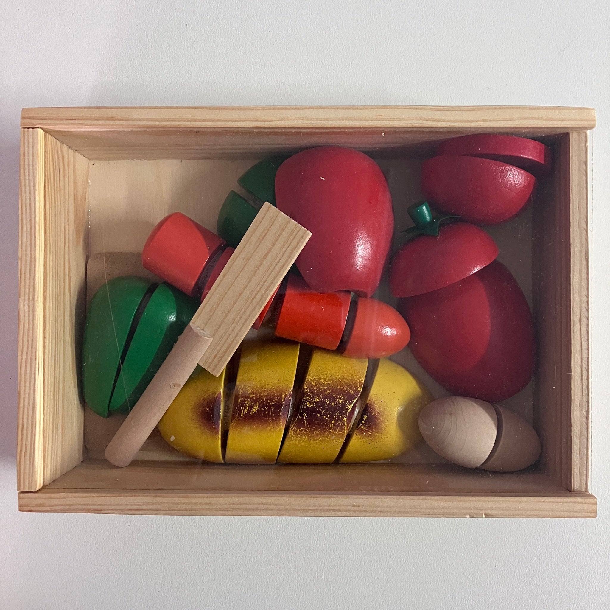 Wooden Cutting Set - Fruit and Vege Box
