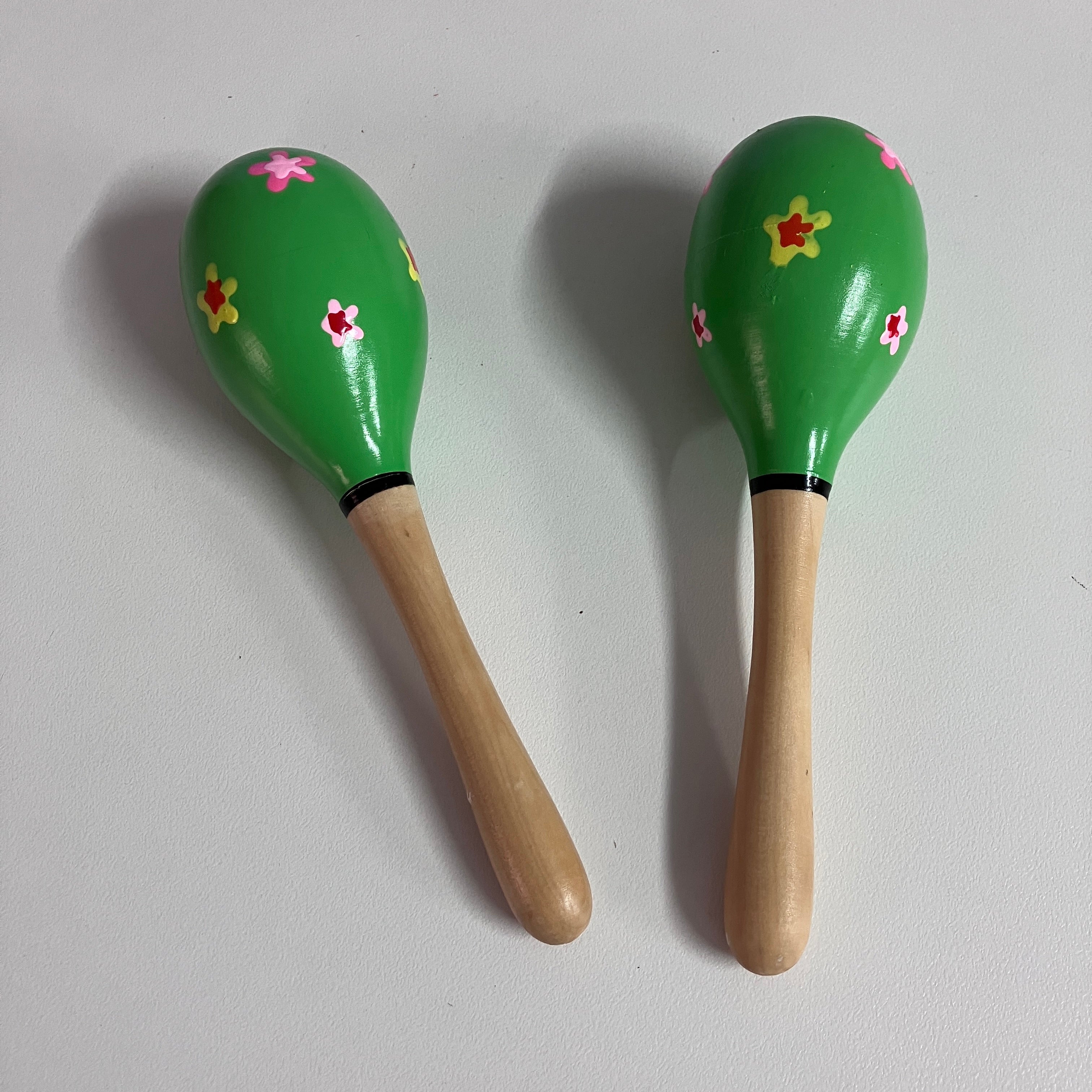 Wooden Maracas - 20cm - Flowers on Green