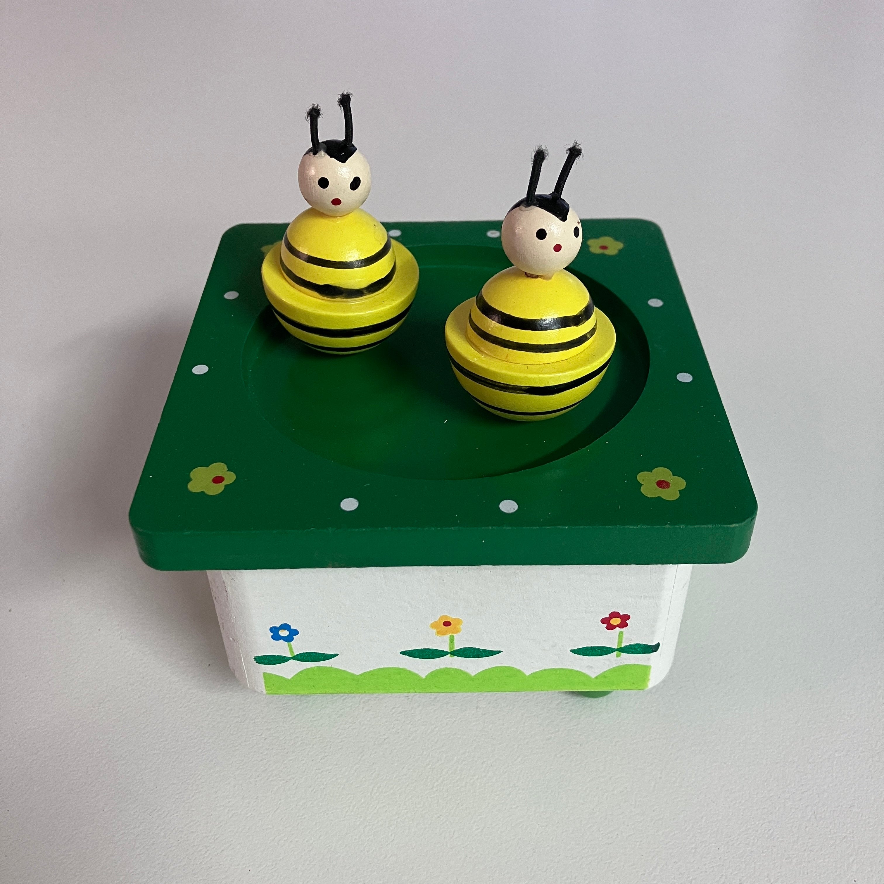 Wooden Music Box - Bee