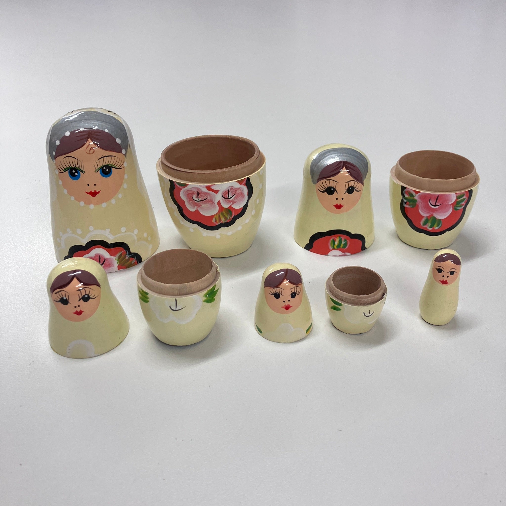 Wooden Russian Doll Set - 5 Dolls - Assorted Designs