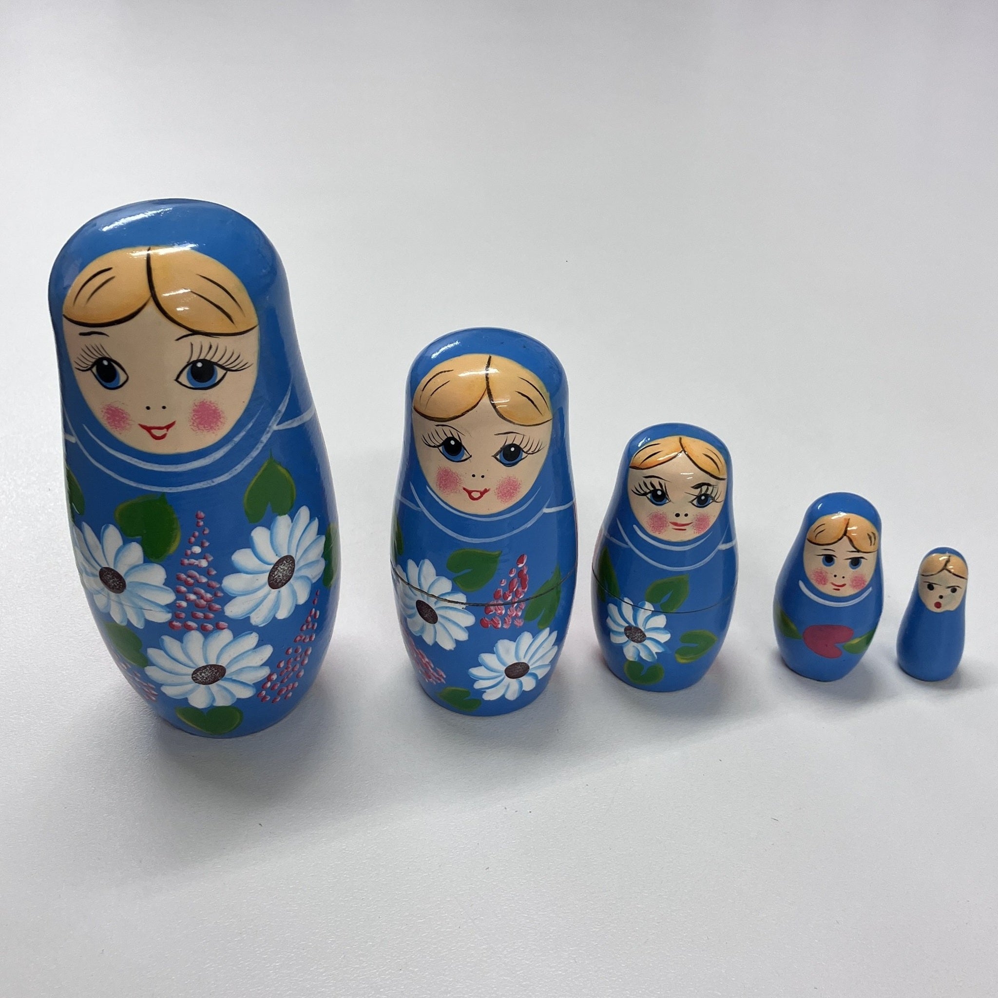 Wooden Russian Doll Set - 5 Dolls - Assorted Designs