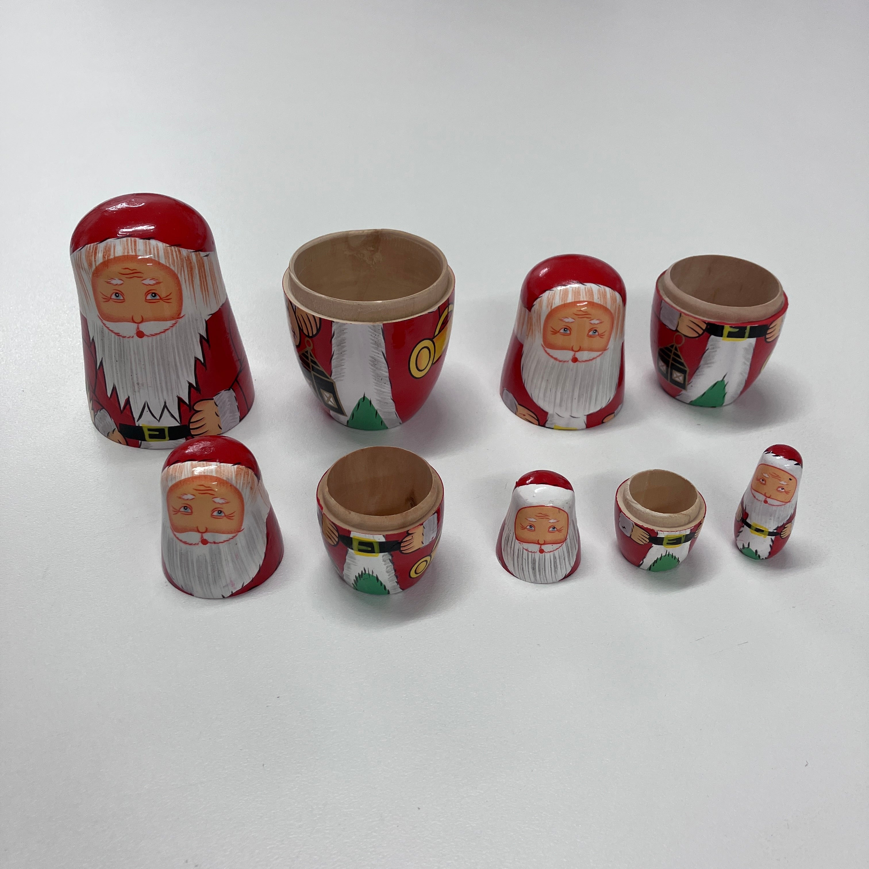 Wooden Russian Doll Set - 5 Dolls - Santa - Assorted Designs