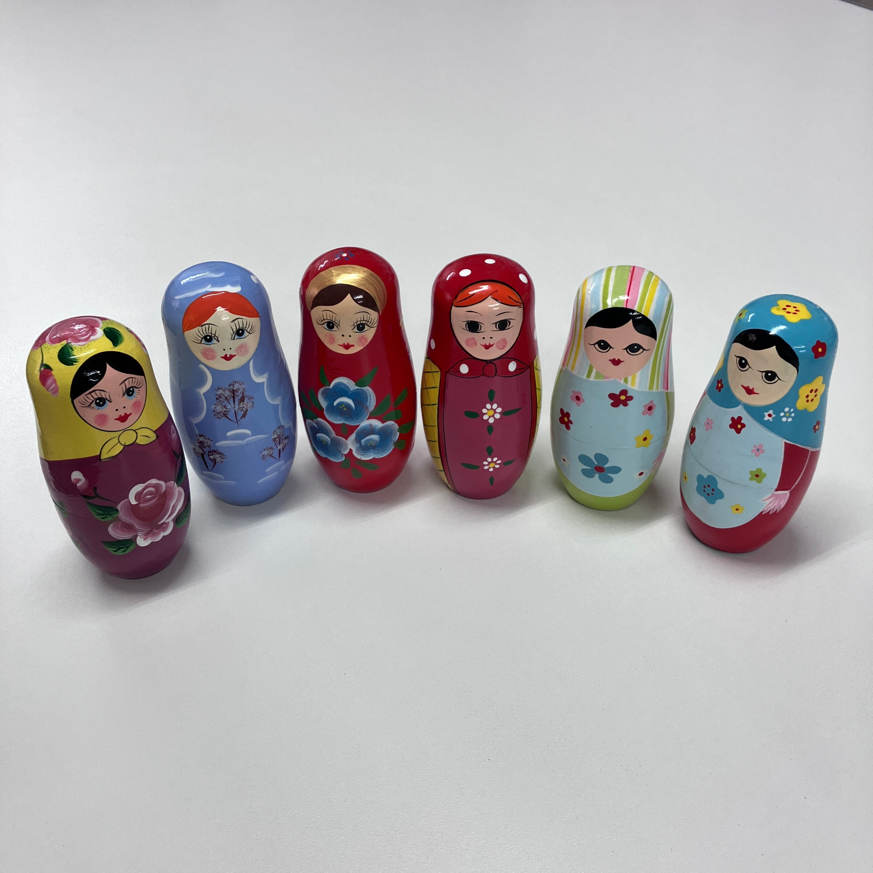 Wooden Russian Doll Set - 5 Dolls - Assorted Designs