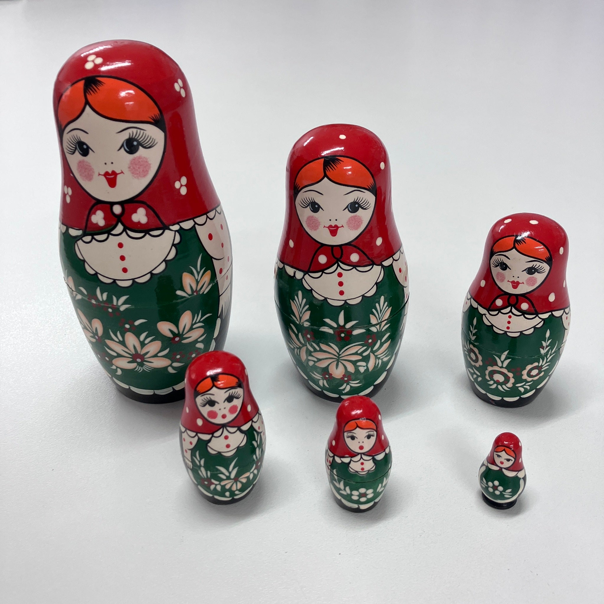 Wooden Russian Doll Set - 6 Dolls - Assorted Designs