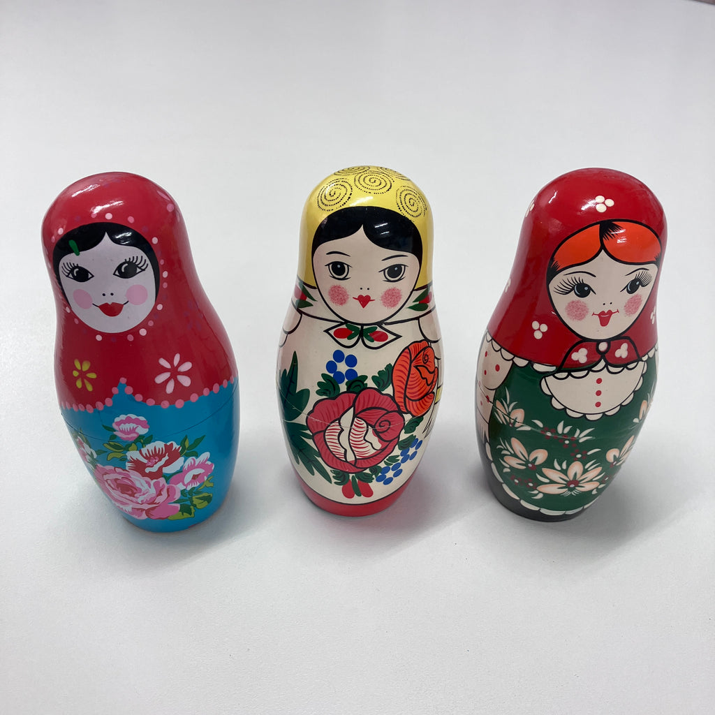 Wooden Russian Doll Set - 6 Dolls - Assorted Designs