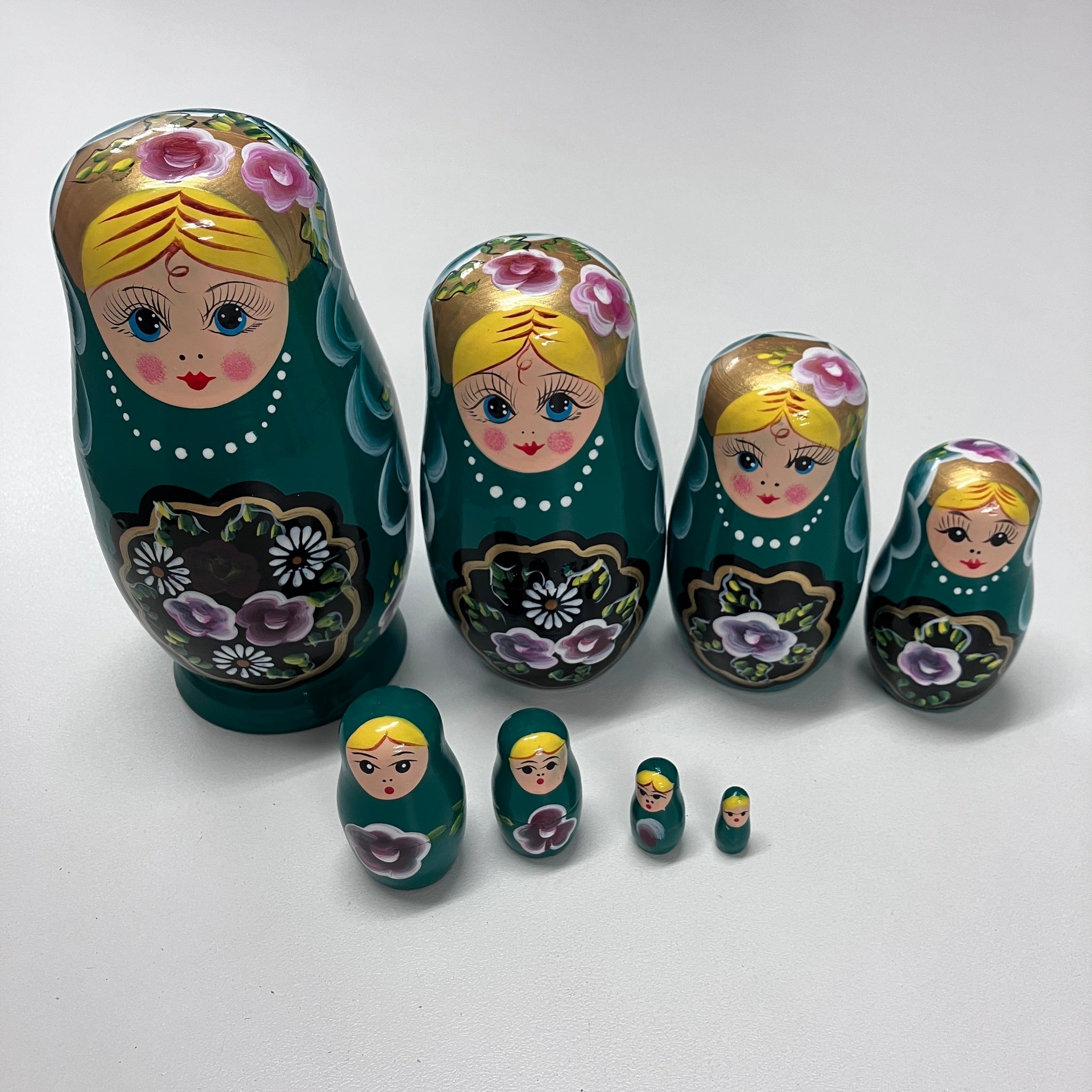 Wooden Russian Doll Set - 8 Dolls - Assorted Designs