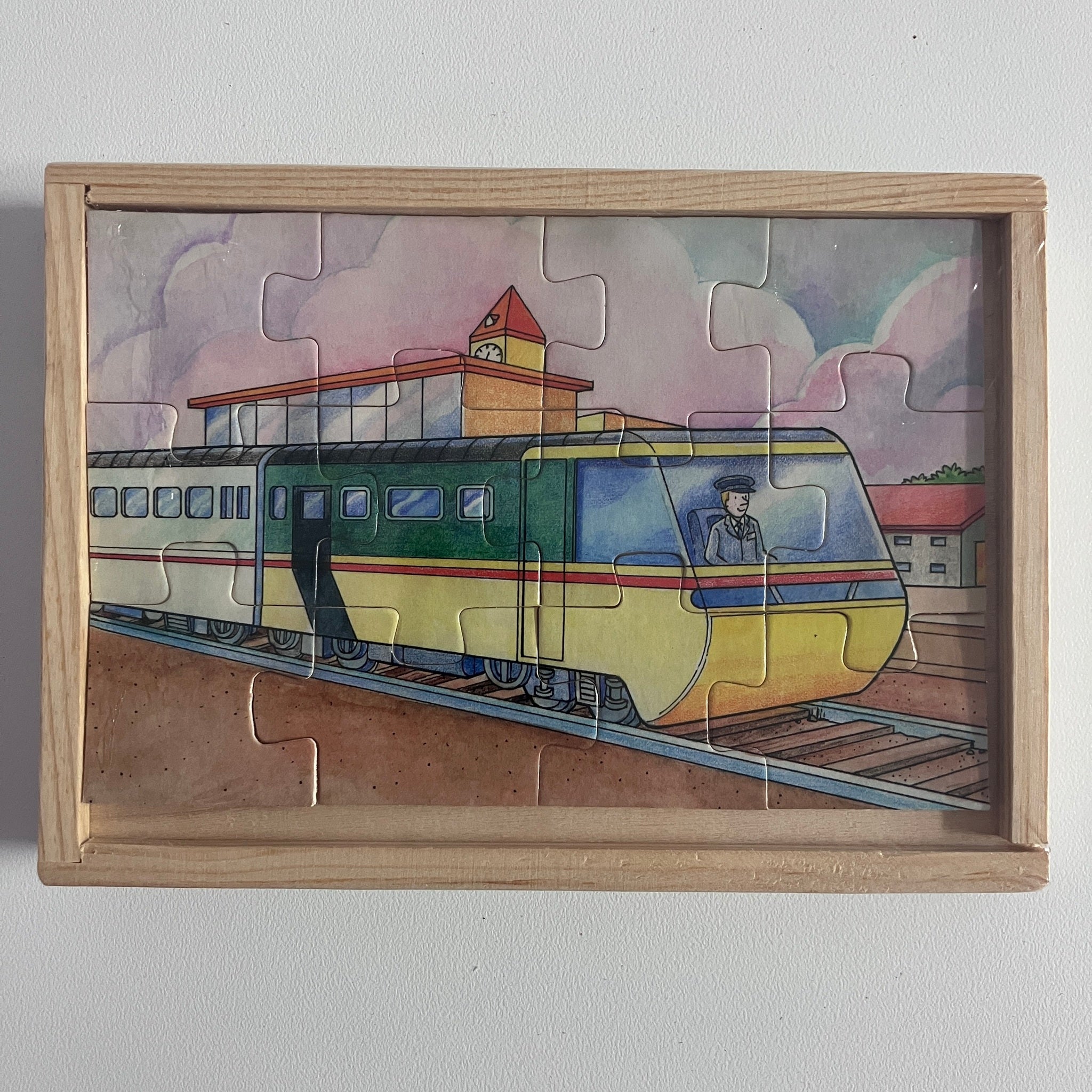 Jigsaw Puzzles in Wooden Box - Transport