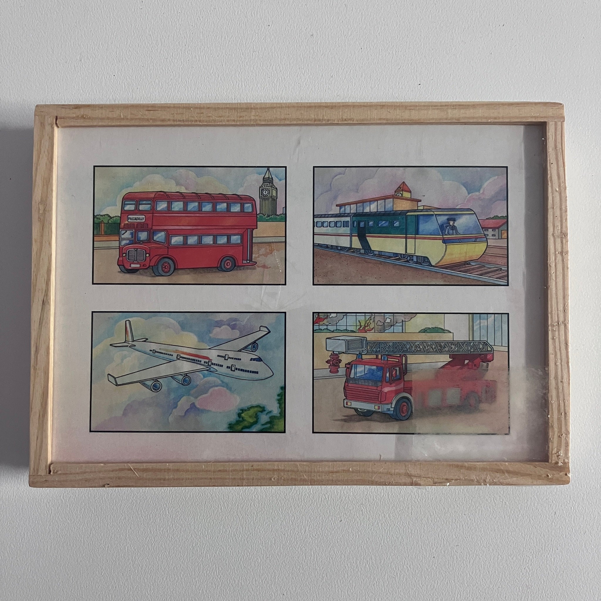 Jigsaw Puzzles in Wooden Box - Transport