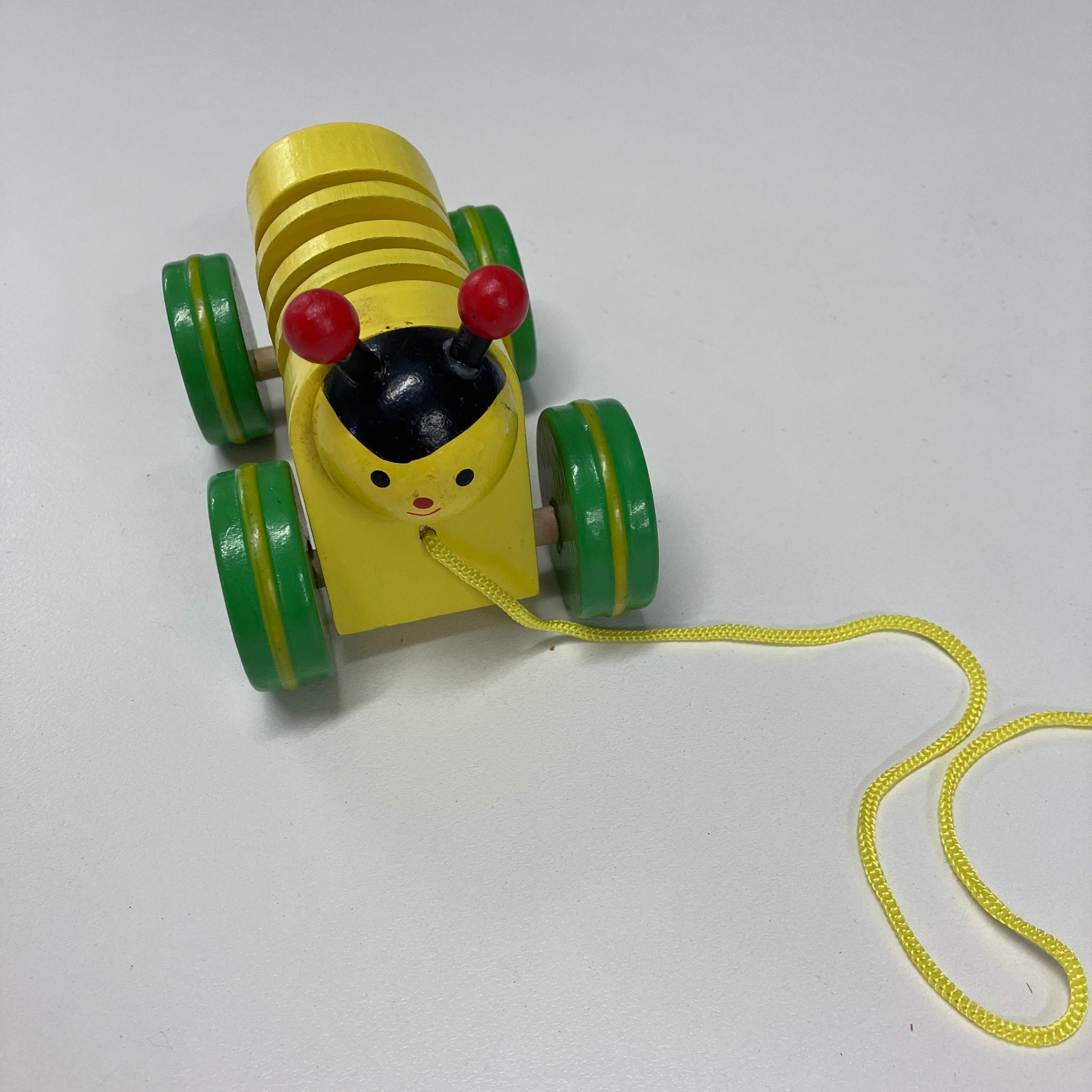 Wooden Pull Along Animals - Small - Bee
