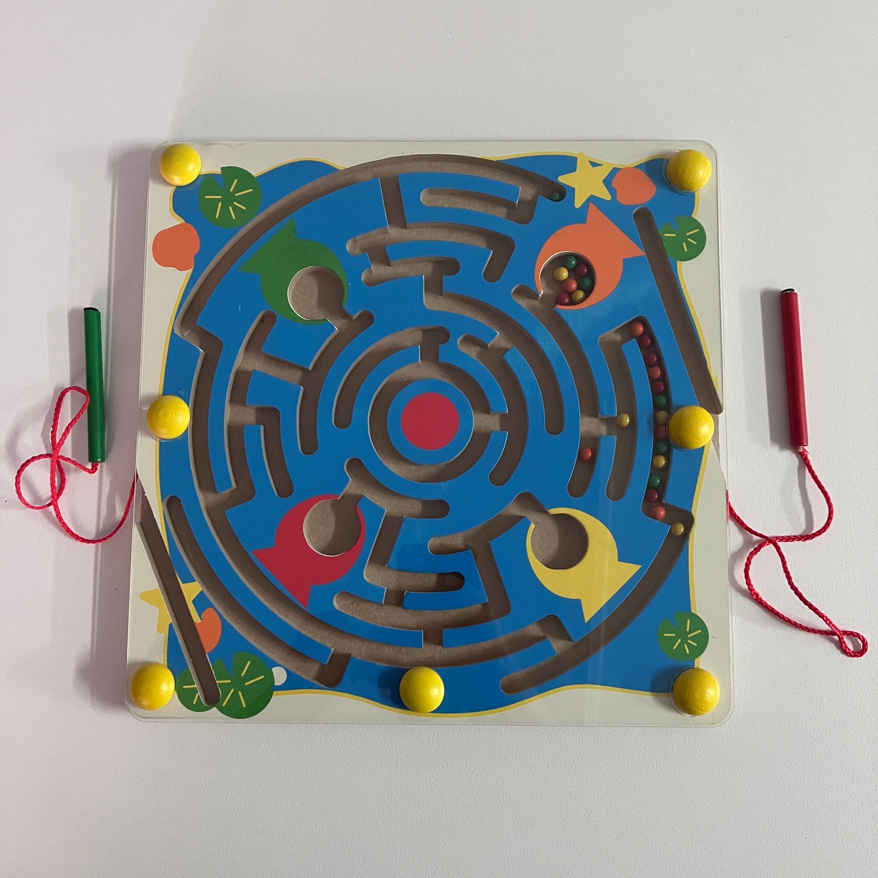 Wooden Magnetic Maze - Fish
