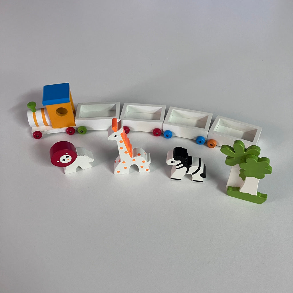 Wooden Train - Magnetic Animal Train