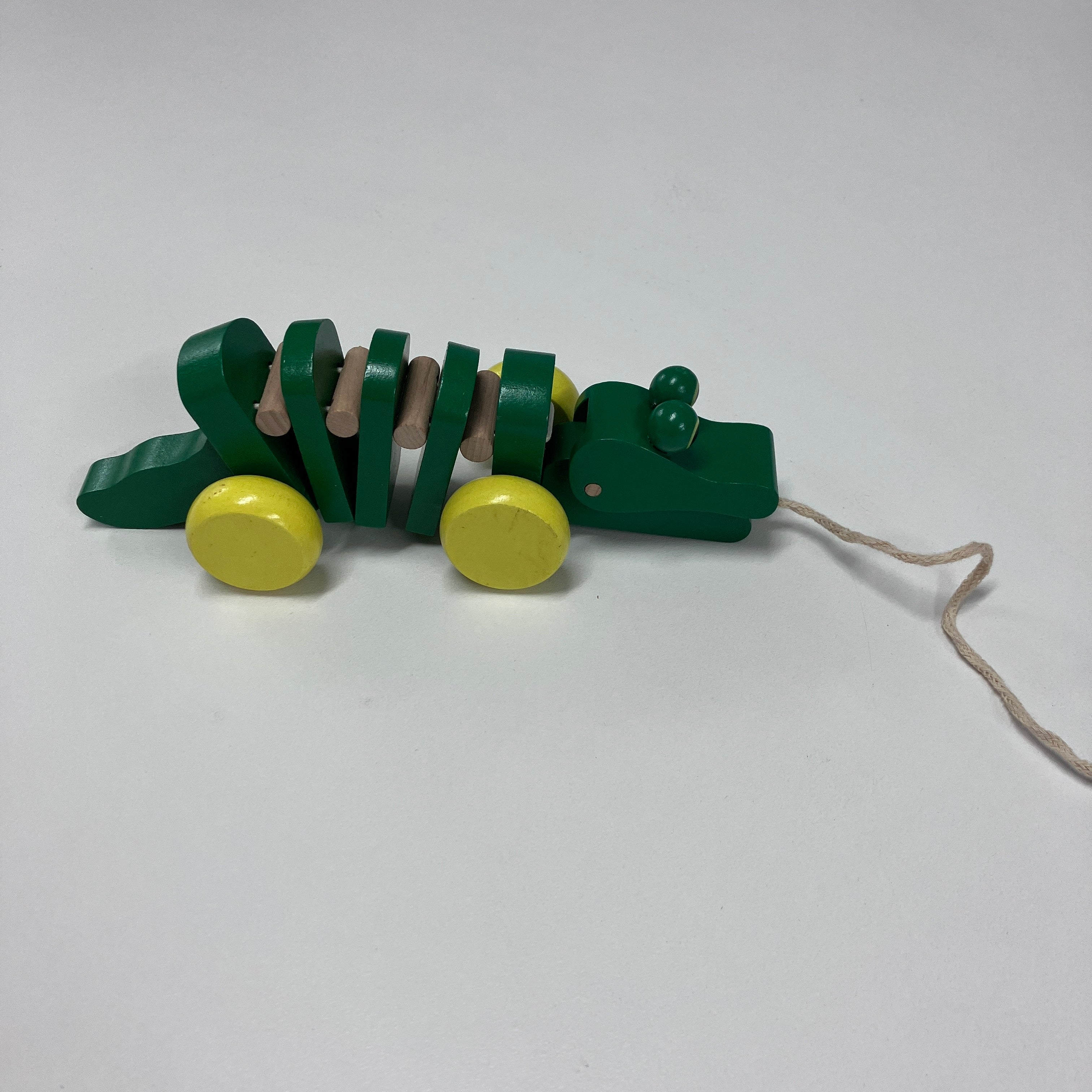 Wooden Pull Along Animals - Alligator