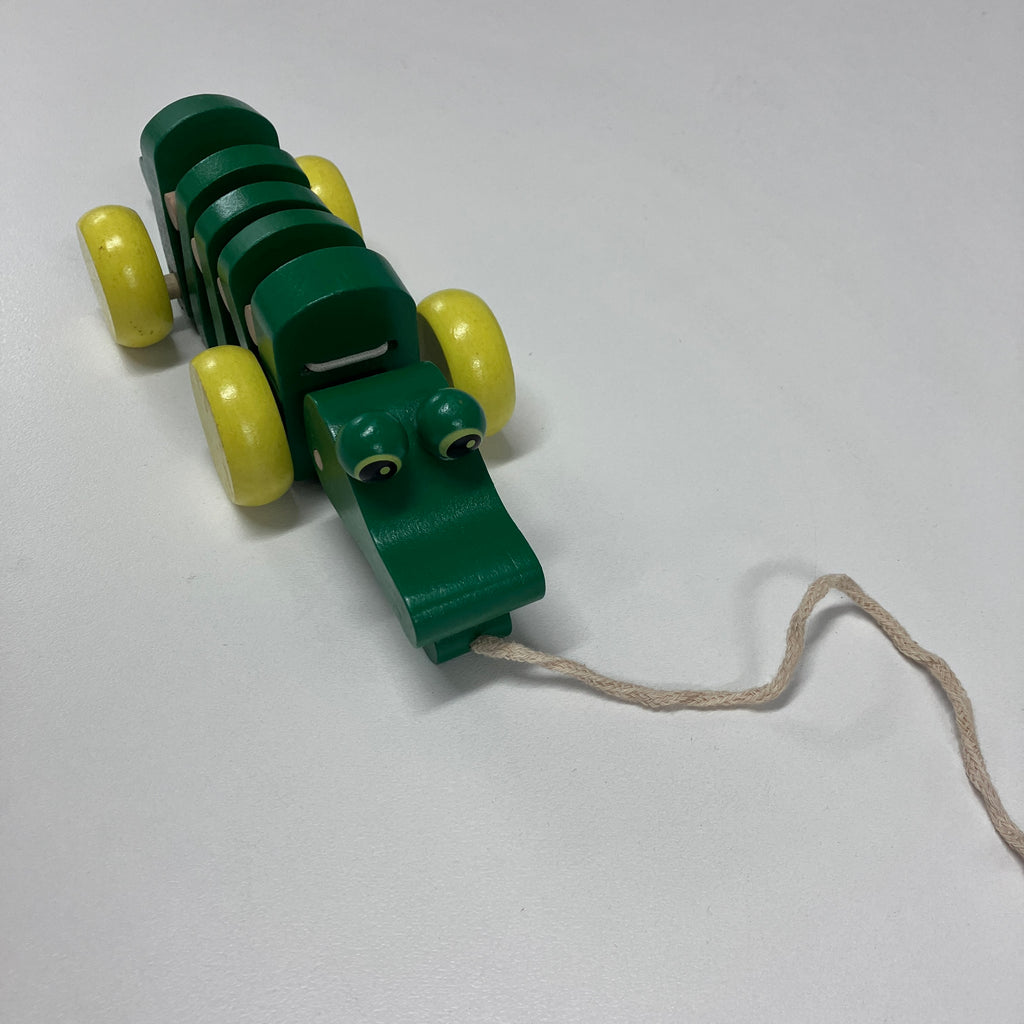 Wooden Pull Along Animals - Alligator