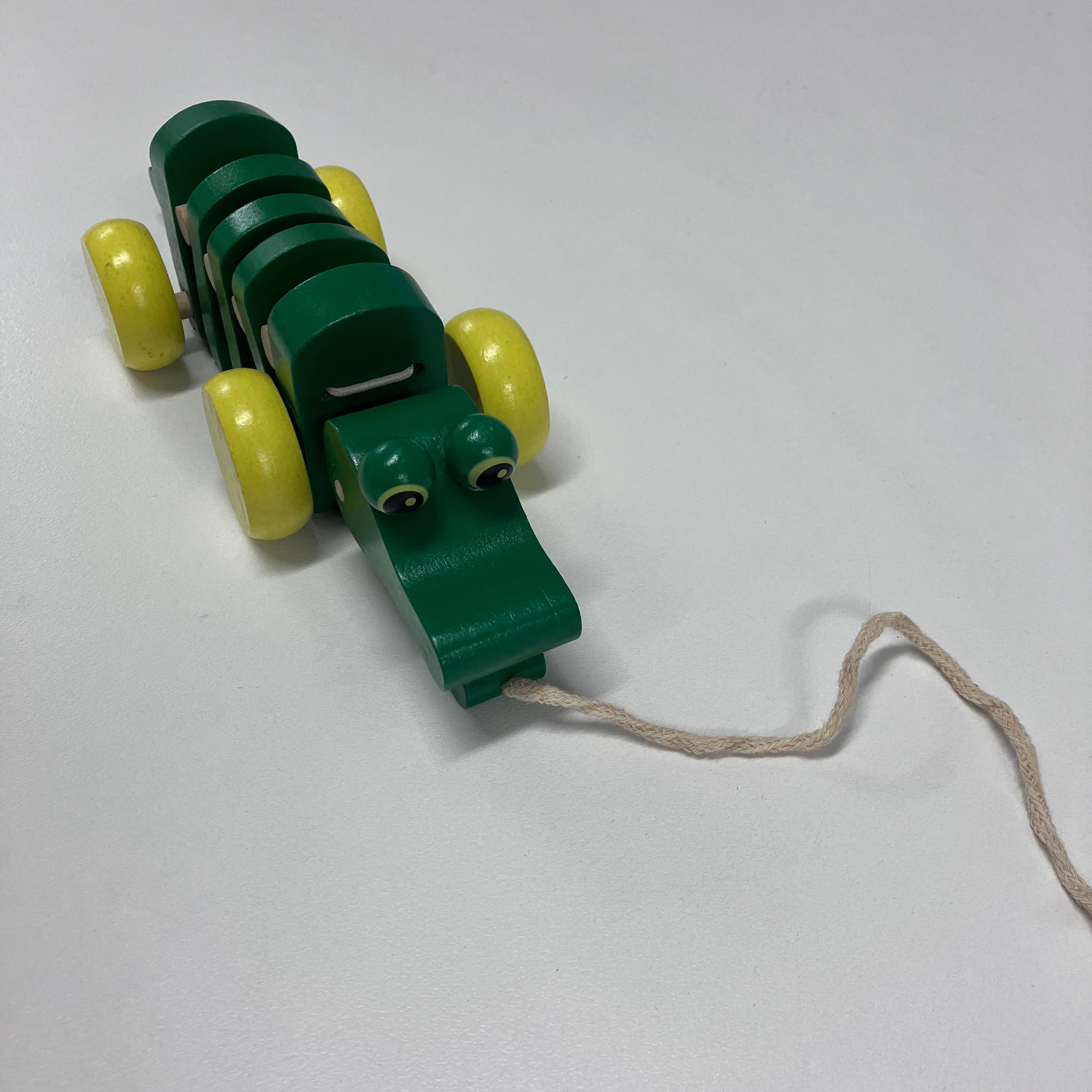 Wooden Pull Along Animals - Alligator
