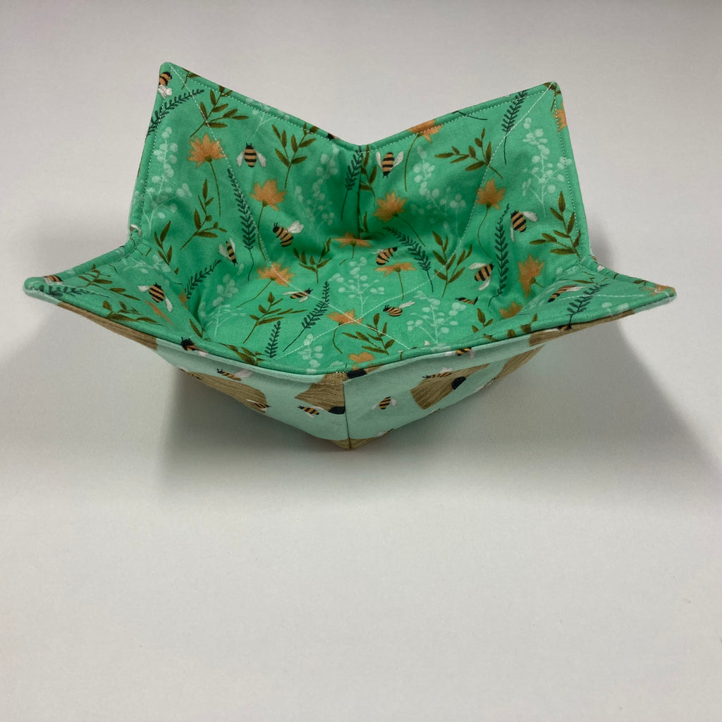 Soup Bowl Reversible Cozy – Bees